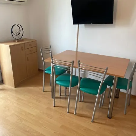 Enna Apartman *